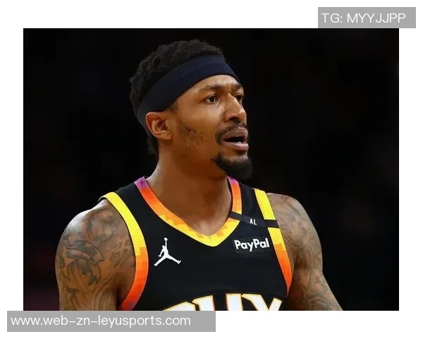 NBA季后赛14决赛太阳迎战雷霆布克因腹股沟伤病缺席继续影响球队表现