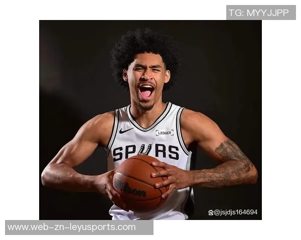 火媒评论：马刺幸运获得文班哈珀而我们却经历三年惨淡赛季